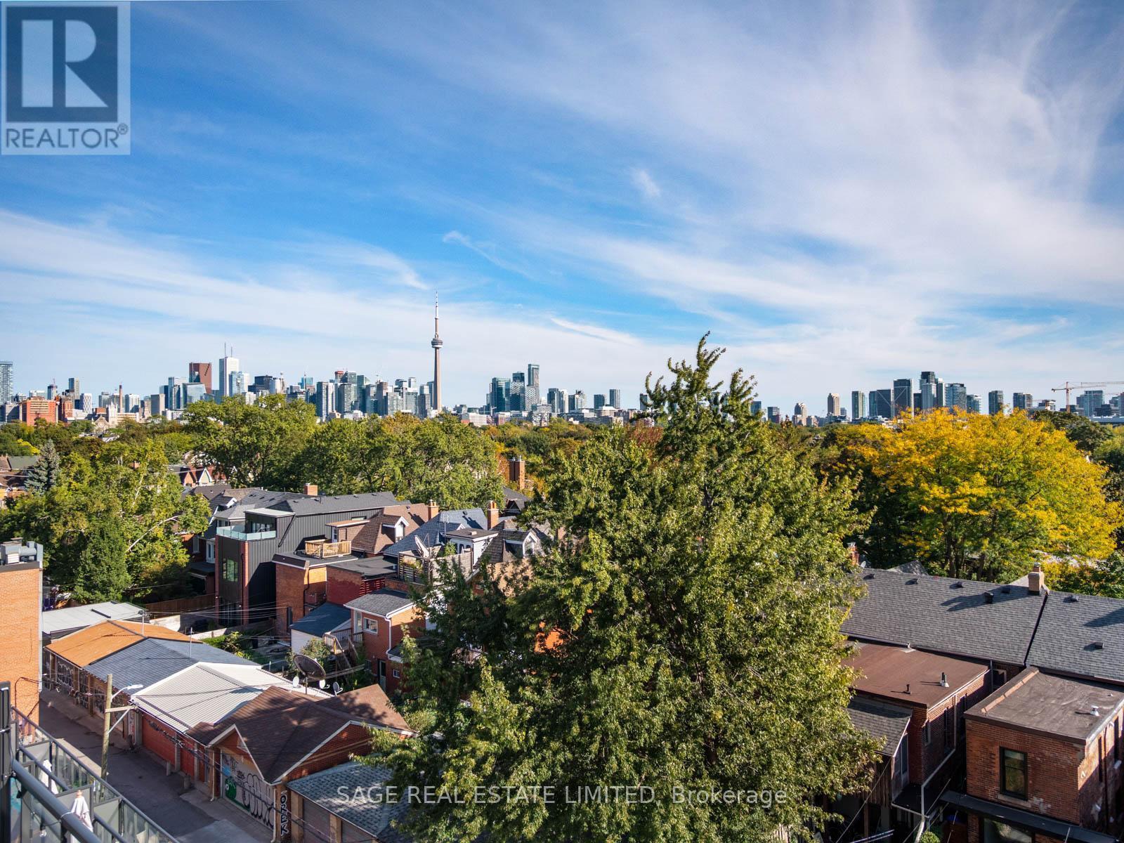 Sky line views - Ph 621 - 899 College Street W, Toronto, ON - Outdoor With View