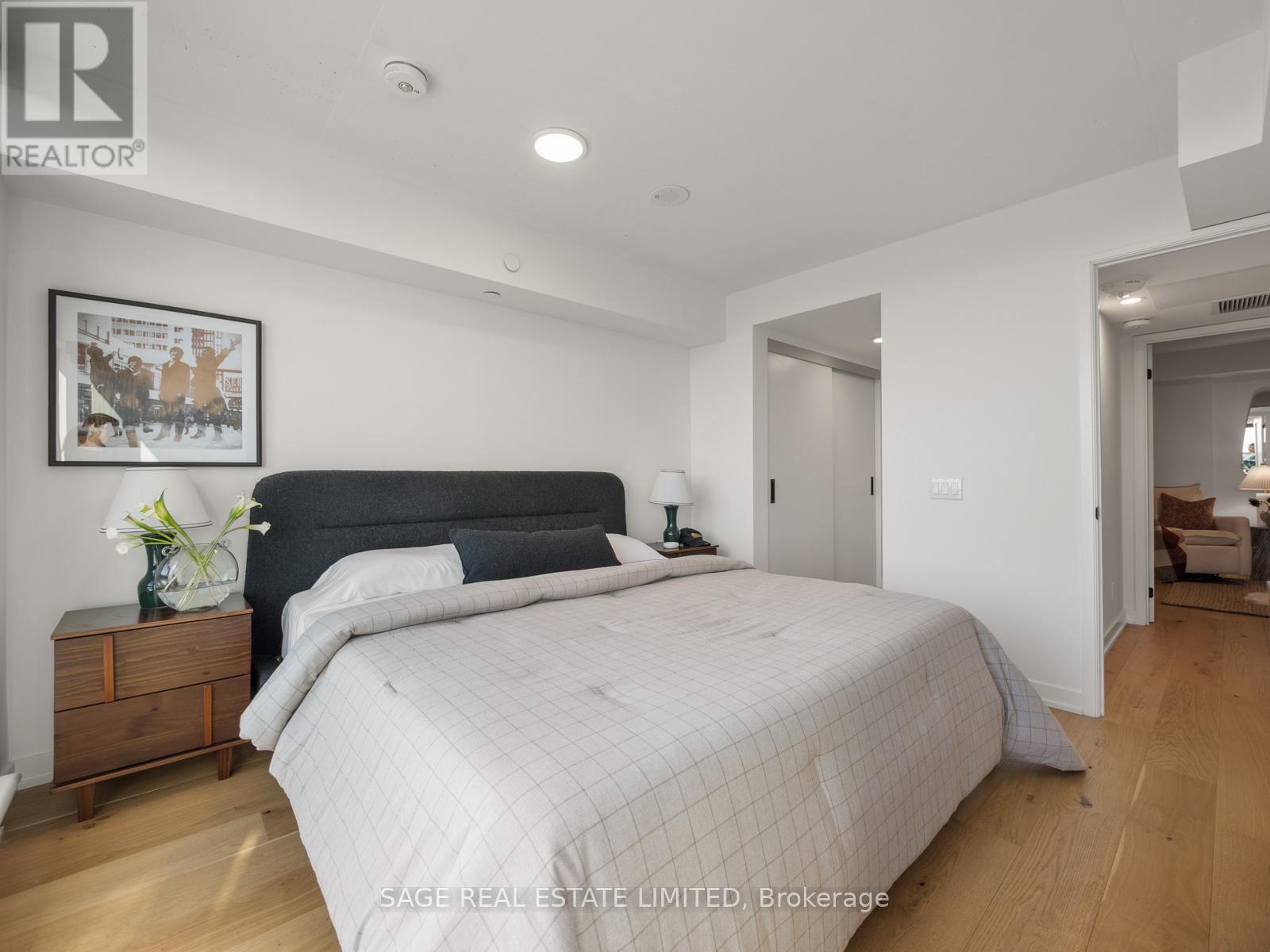 Primary - Ph 621 - 899 College Street W, Toronto, ON - Indoor Photo Showing Bedroom