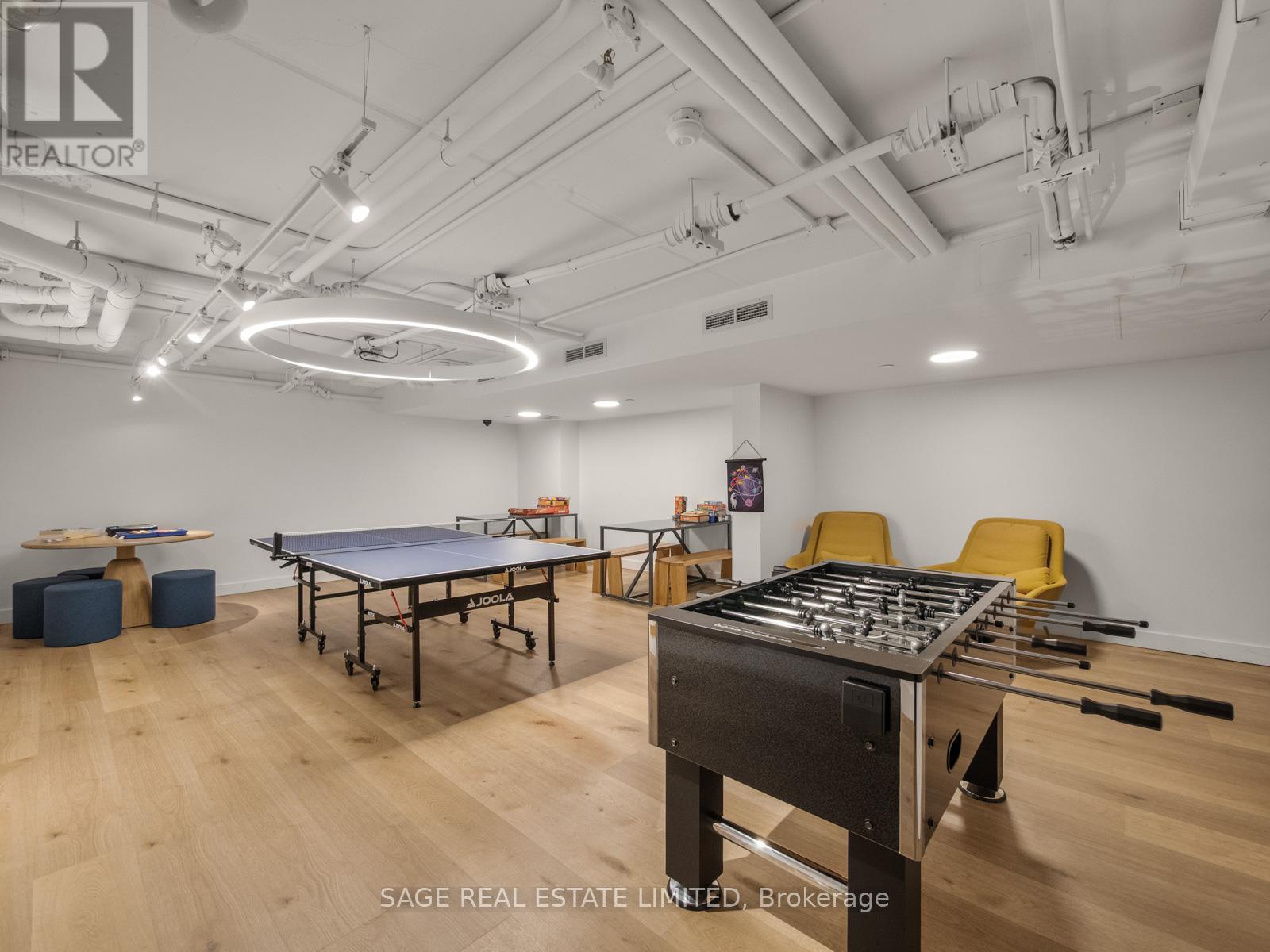 Arcade - Ph 621 - 899 College Street W, Toronto, ON - Indoor Photo Showing Other Room