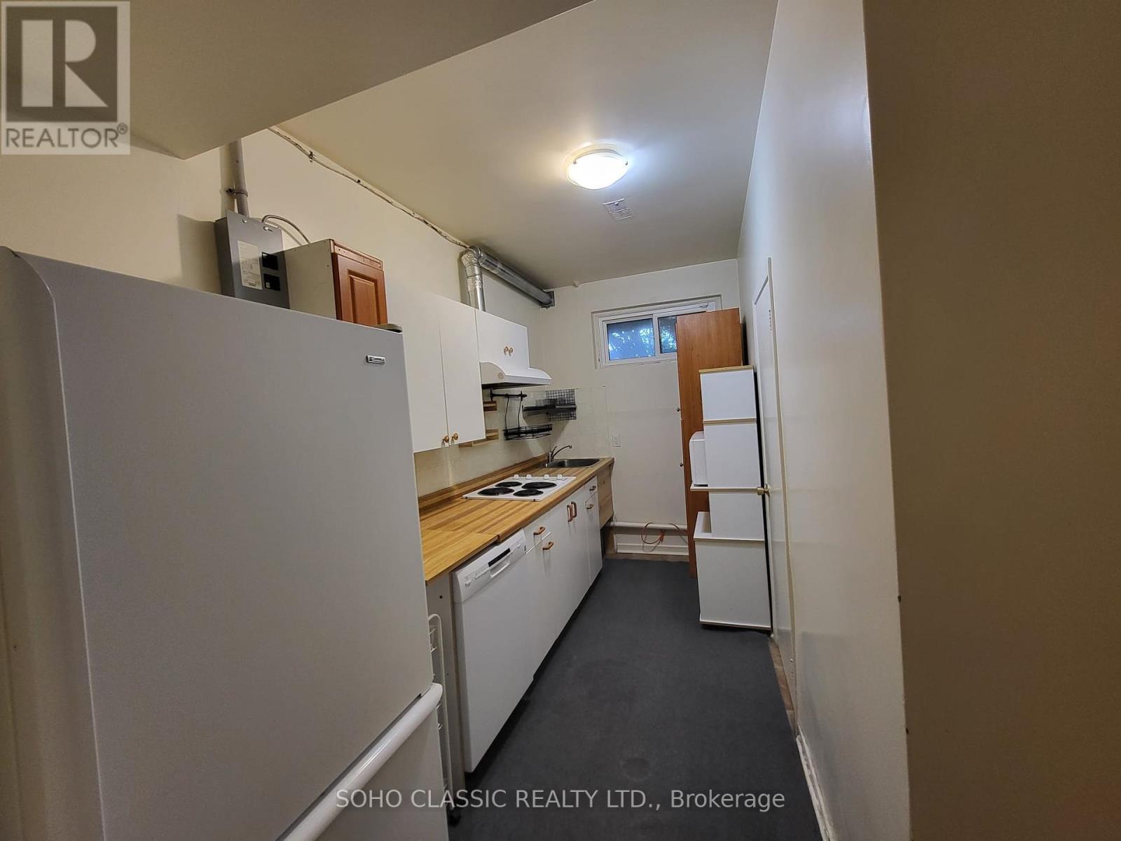 Bsmt - 29 Bayhampton Court, Toronto, ON - Indoor Photo Showing Other Room