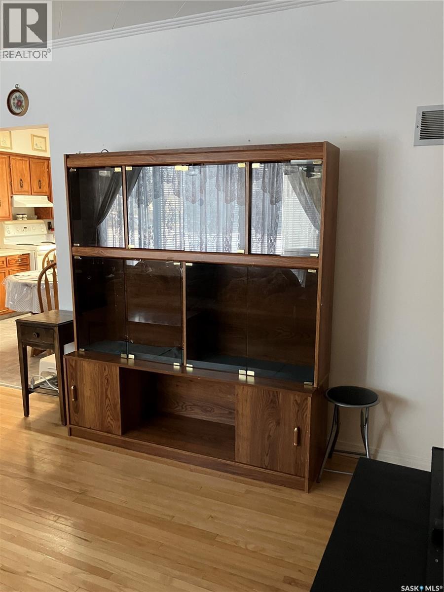 113 4Th Avenue Sw, Ituna, SK - Indoor Photo Showing Other Room