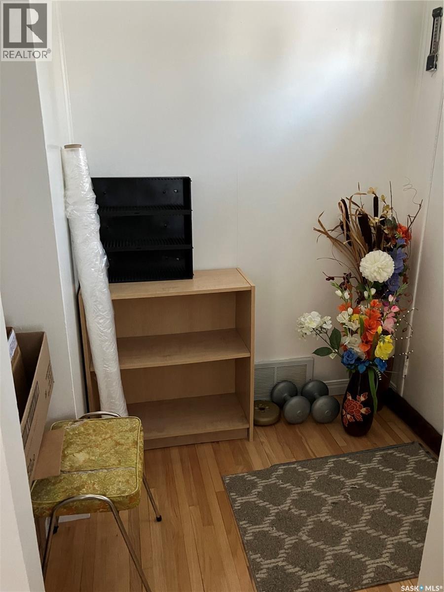 113 4Th Avenue Sw, Ituna, SK - Indoor Photo Showing Other Room