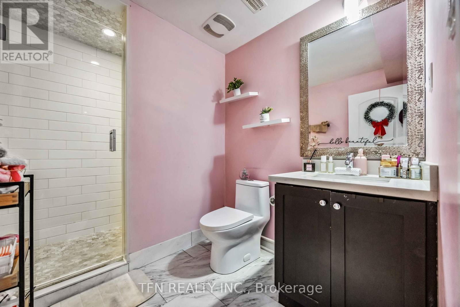 282B Aylesworth Avenue, Toronto, ON - Indoor Photo Showing Bathroom
