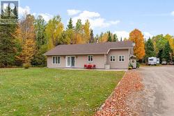33 MICKS ROAD Madawaska Valley, ON K0J 1L0