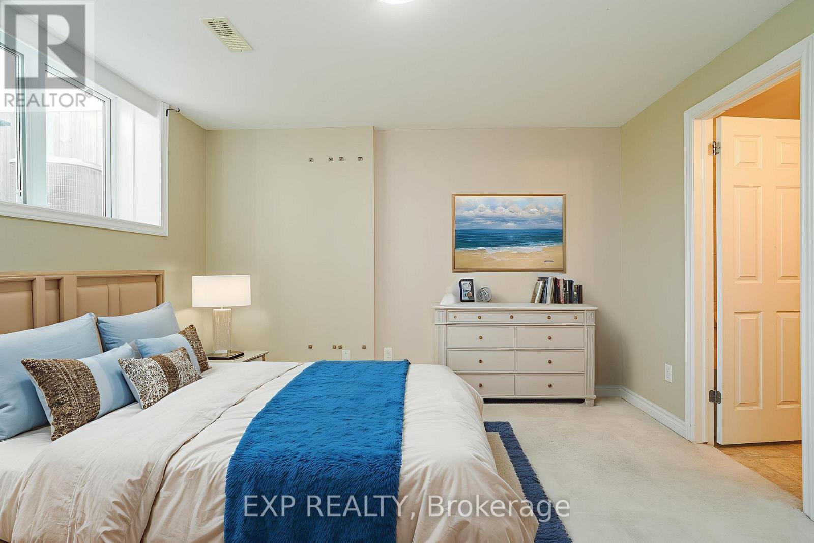 620 Lakeridge Drive, Ottawa, ON - Indoor Photo Showing Bedroom