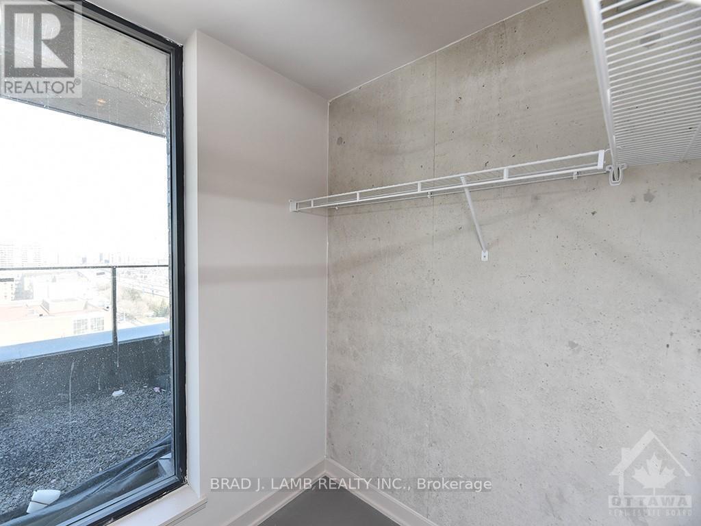 414 - 203 Catherine Street, Ottawa, ON - Indoor Photo Showing Other Room