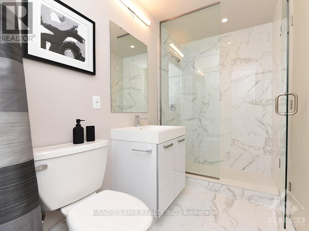 414 - 203 Catherine Street, Ottawa, ON - Indoor Photo Showing Bathroom