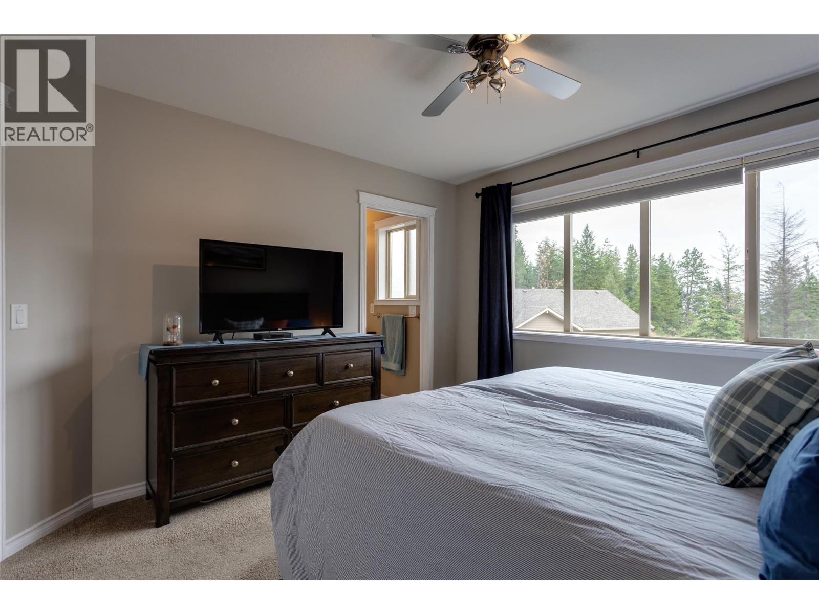 1798 Olympus Way Unit# 15, West Kelowna, BC - Indoor Photo Showing Bedroom