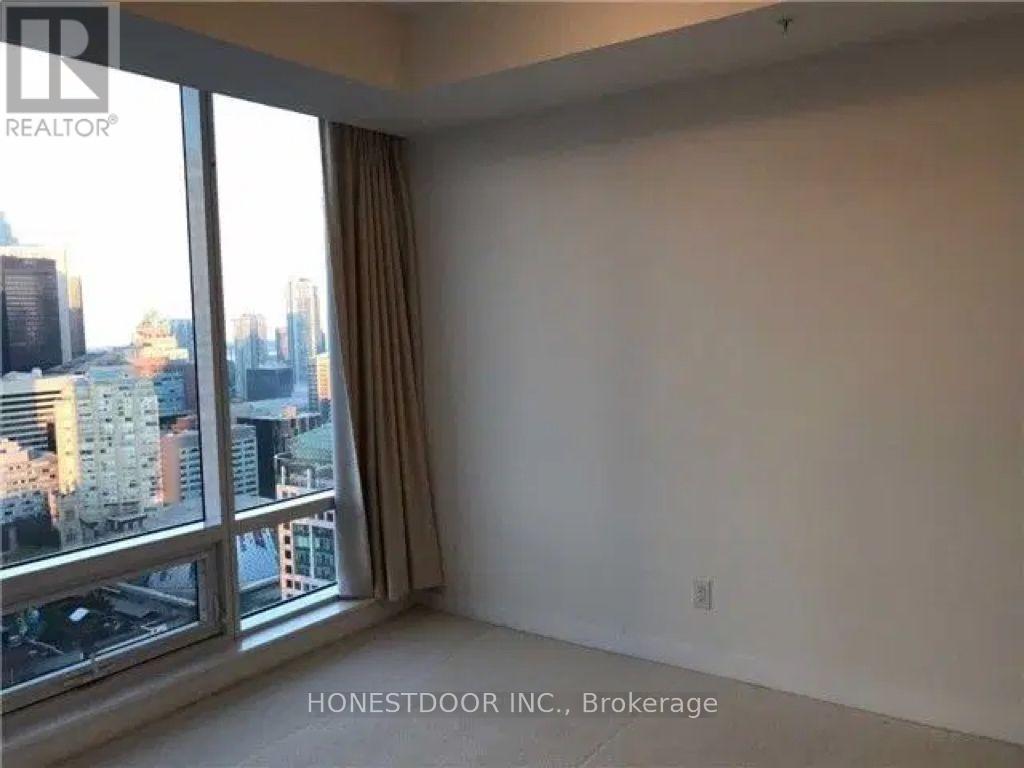 3304 - 295 Adelaide Street W, Toronto, ON - Indoor Photo Showing Other Room