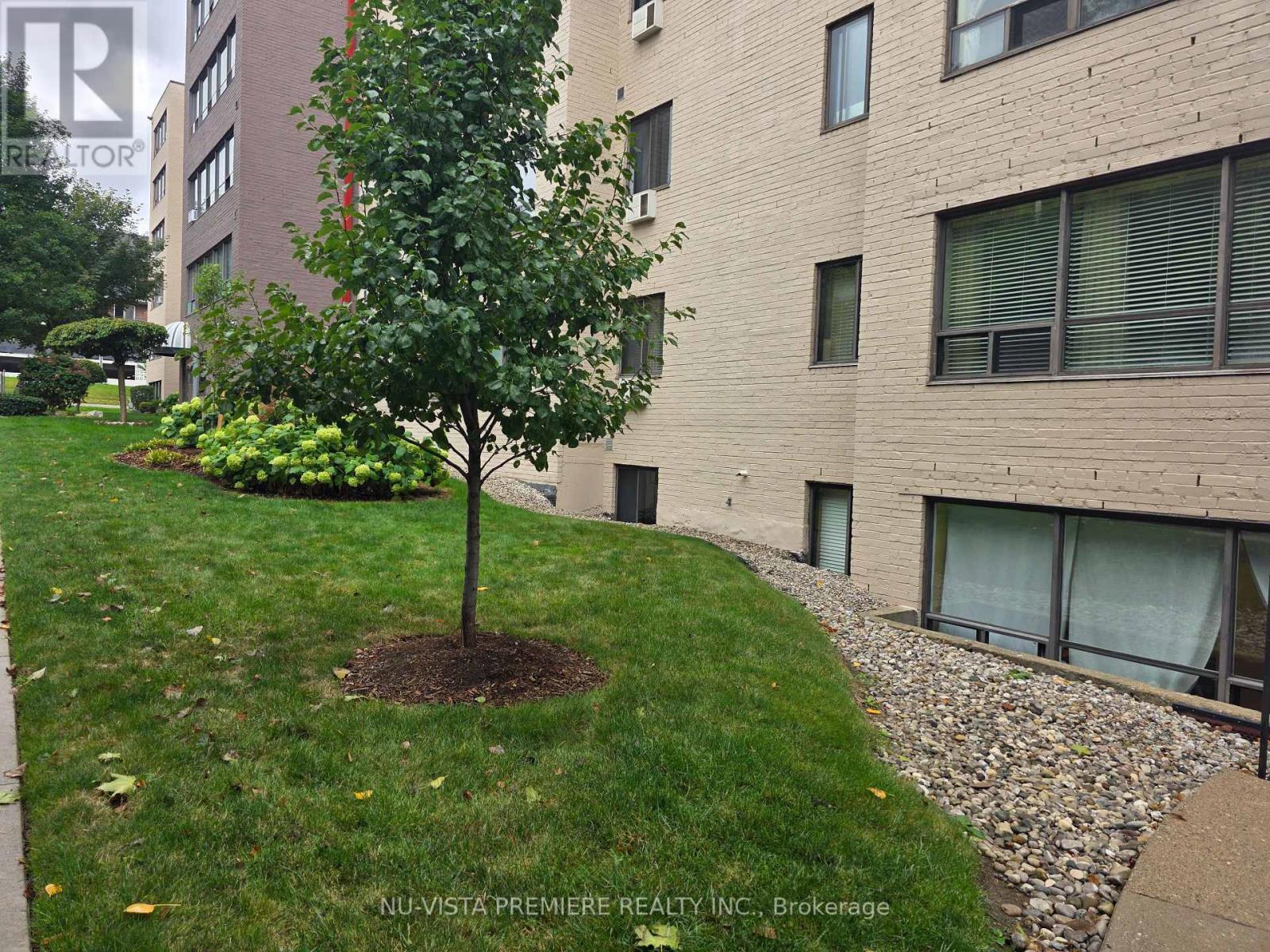 B1 - 650 Cheapside Street, London East (East C), ON - Outdoor With Exterior