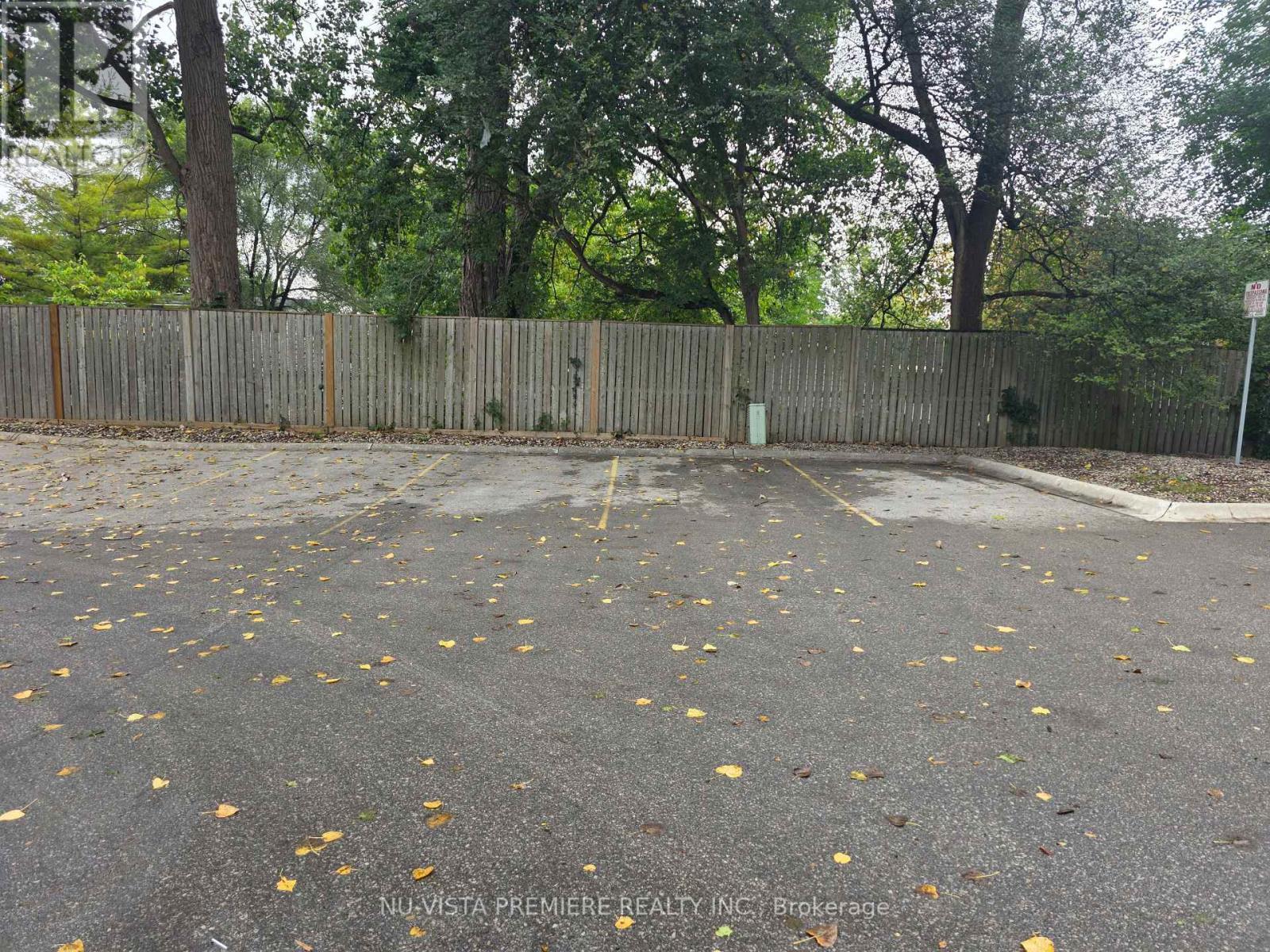 B1 - 650 Cheapside Street, London East (East C), ON - Outdoor