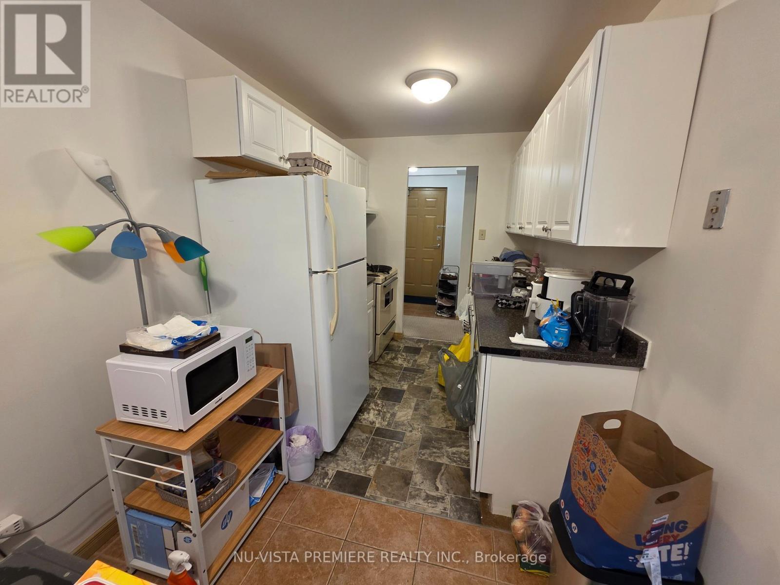 B1 - 650 Cheapside Street, London East (East C), ON - Indoor