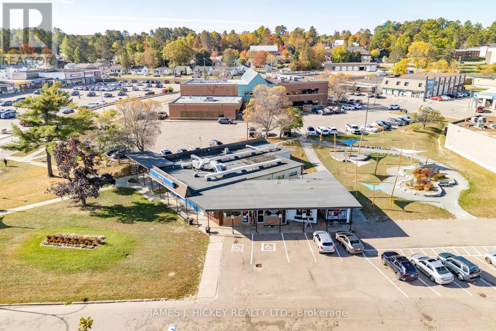 10 Ridge Road, Deep River, ON