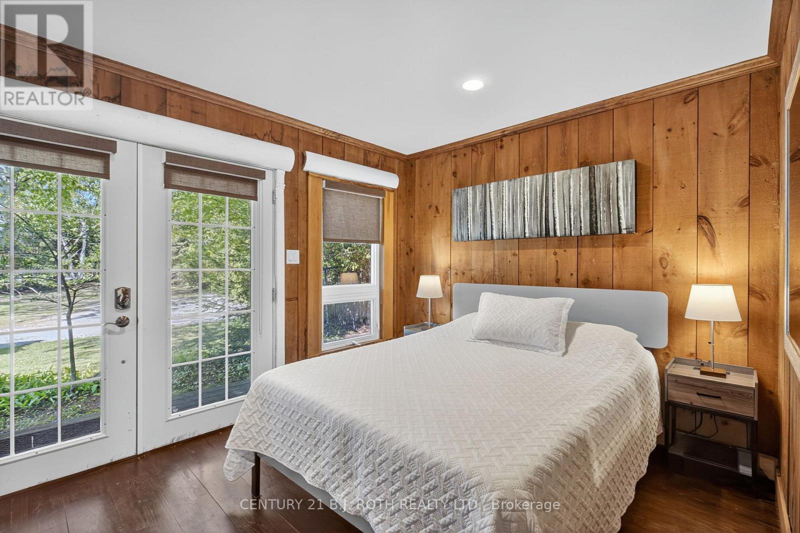 209846 26 Highway, Blue Mountains, ON - Indoor Photo Showing Bedroom