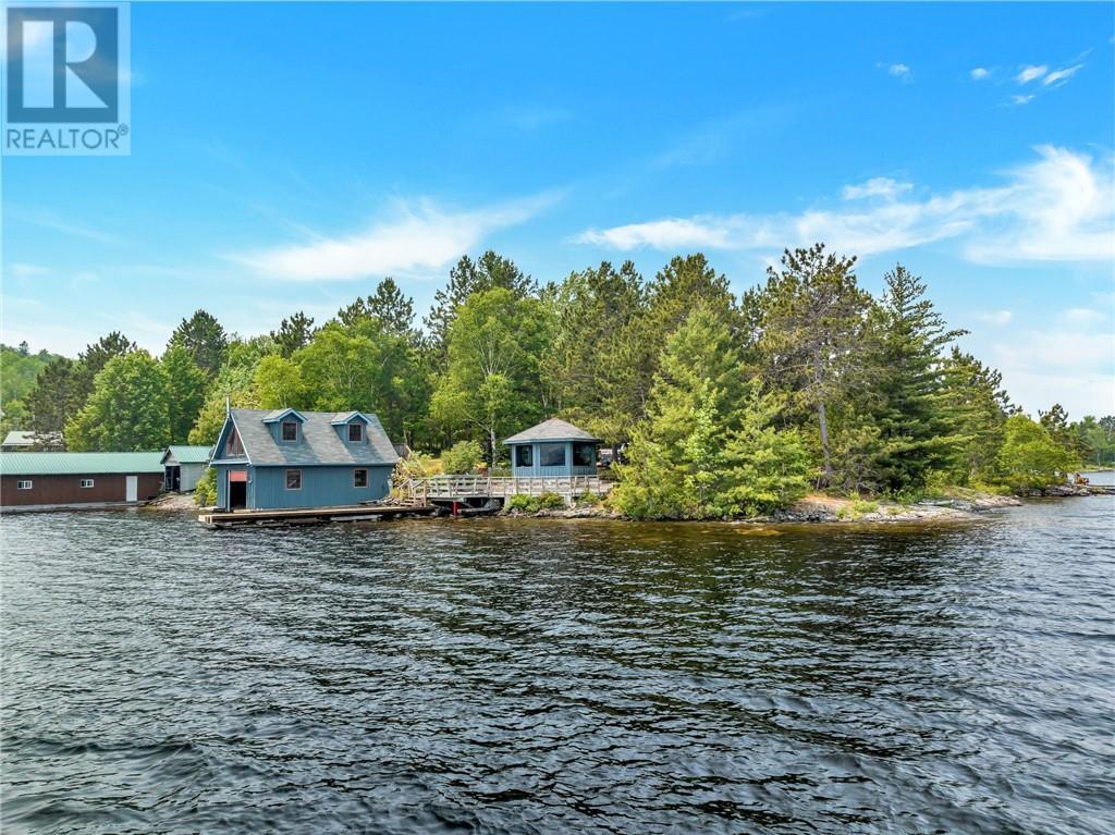 696 Pine Cone, Skead, ON