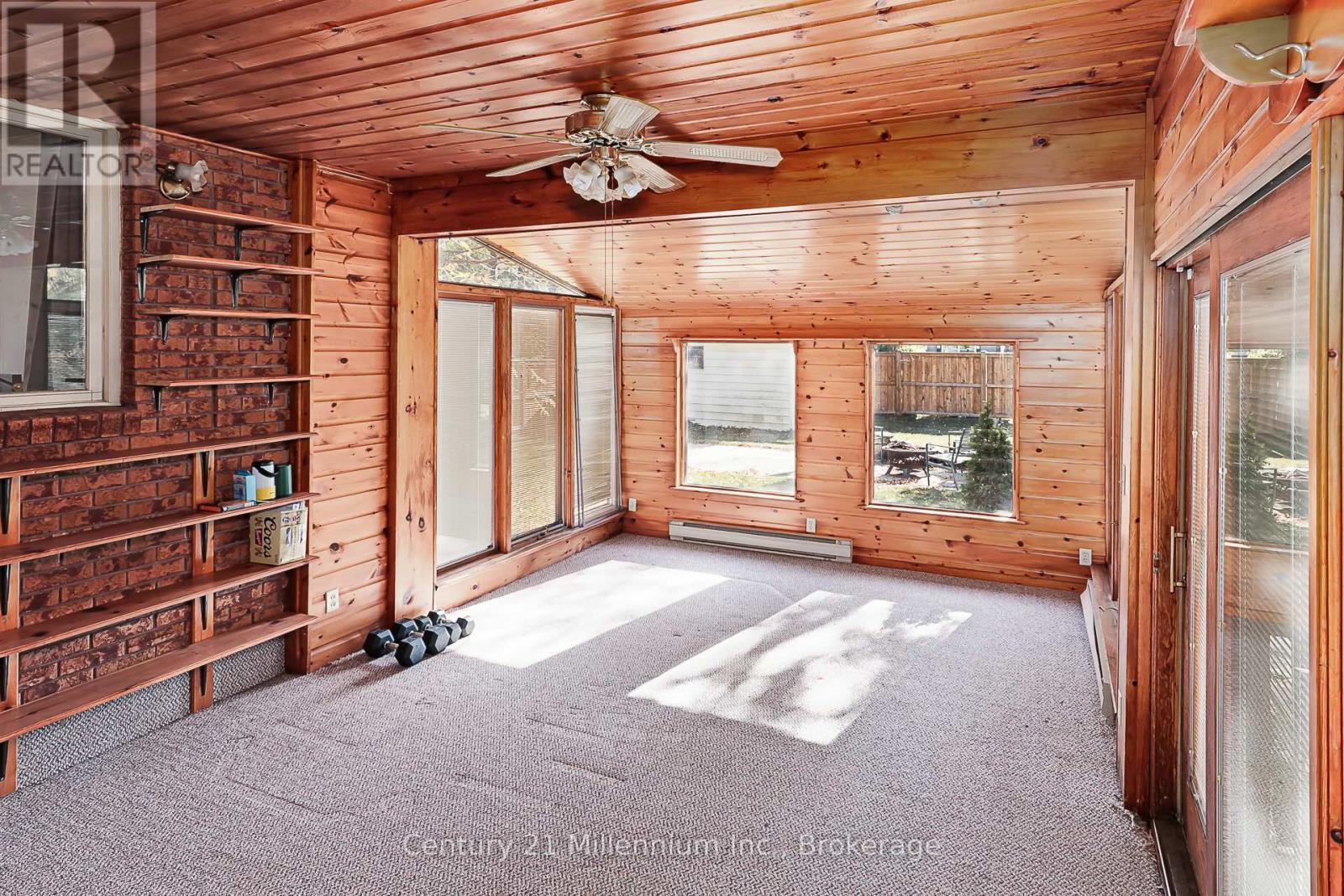 213 Jane Street, Clearview (Stayner), ON - Indoor Photo Showing Other Room