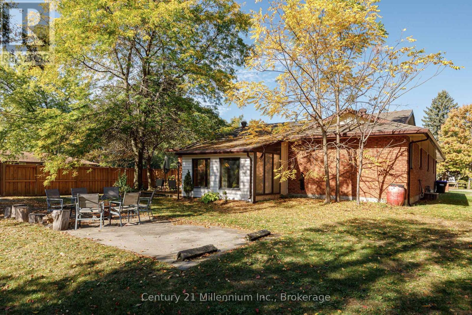 213 Jane Street, Clearview (Stayner), ON - Outdoor