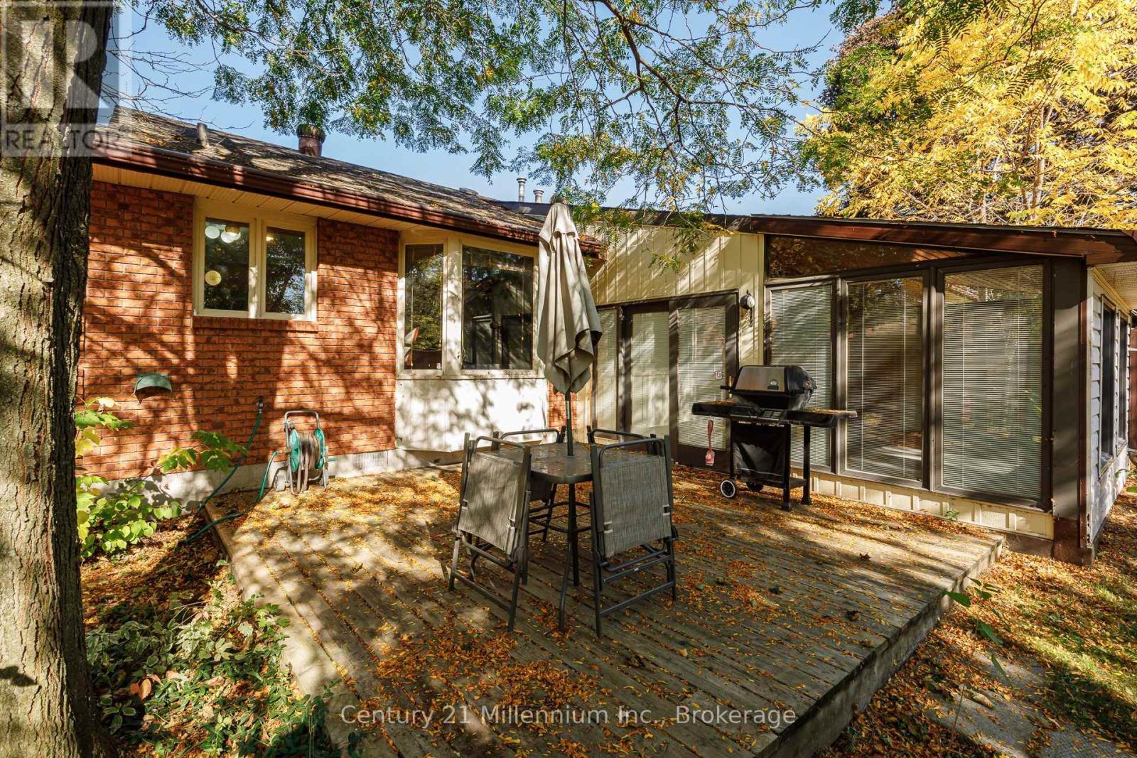 213 Jane Street, Clearview (Stayner), ON - Outdoor