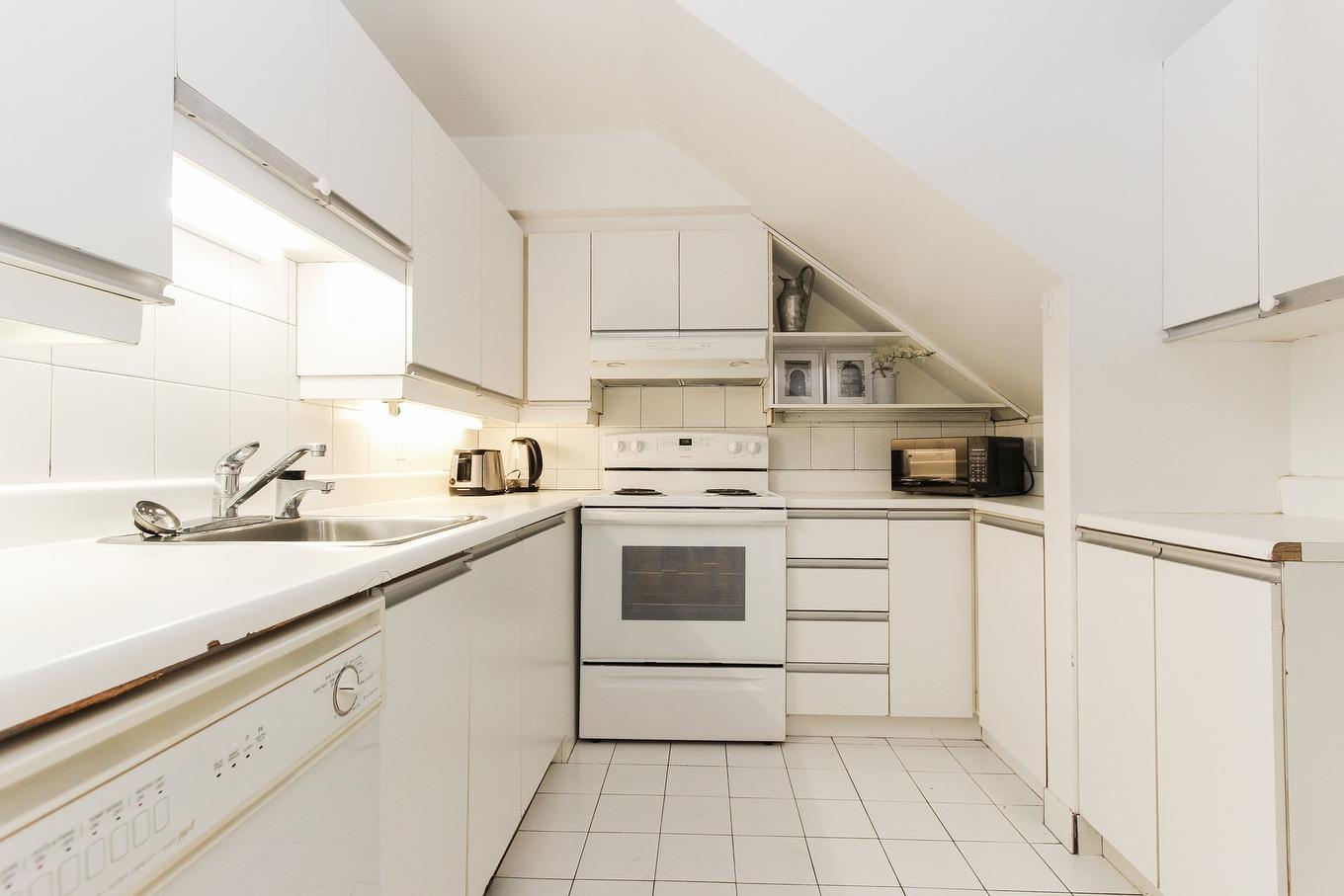 Kitchen - 1-3491 Rue Durocher, Montréal (Le Plateau-Mont-Royal), QC - Indoor Photo Showing Kitchen