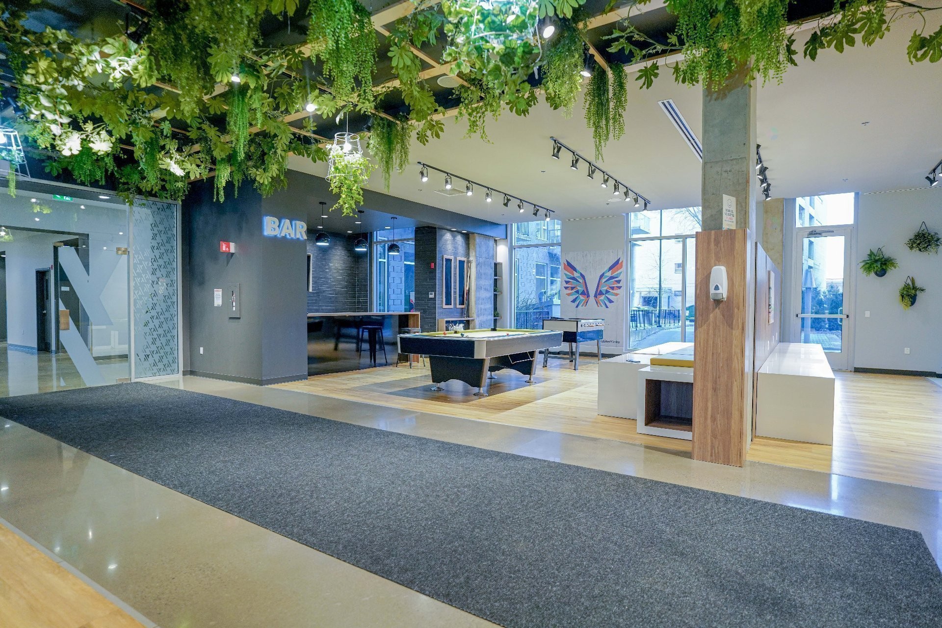 Other - 206-2542 Place Pierre-Falardeau, Montréal (Rosemont/La Petite-Patrie), QC - Indoor Photo Showing Other Room