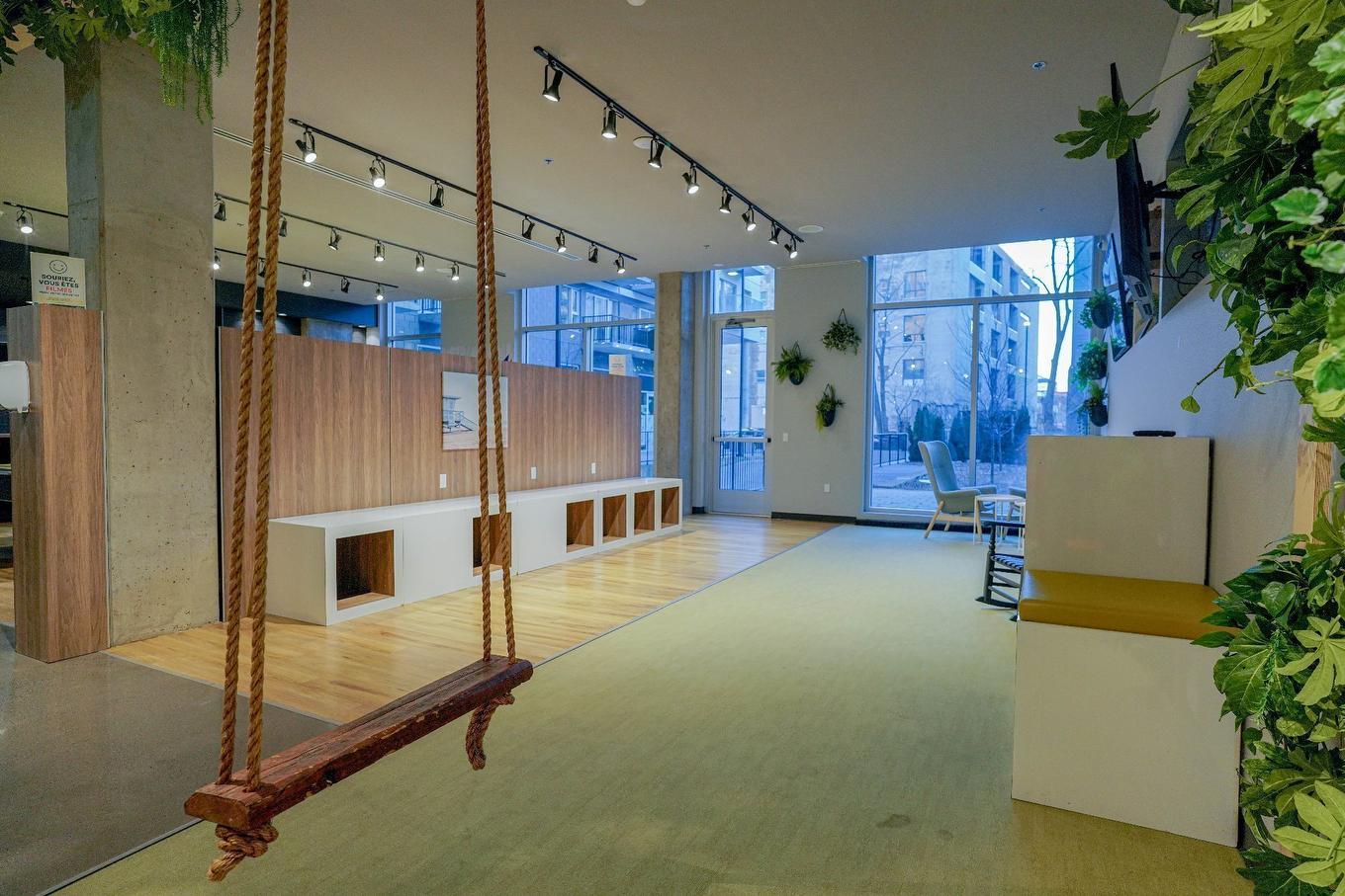 Other - 401-2542 Place Pierre-Falardeau, Montréal (Rosemont/La Petite-Patrie), QC - Indoor Photo Showing Other Room