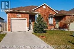 1567 HEATHERGLEN Tecumseh, ON N8N 5B5