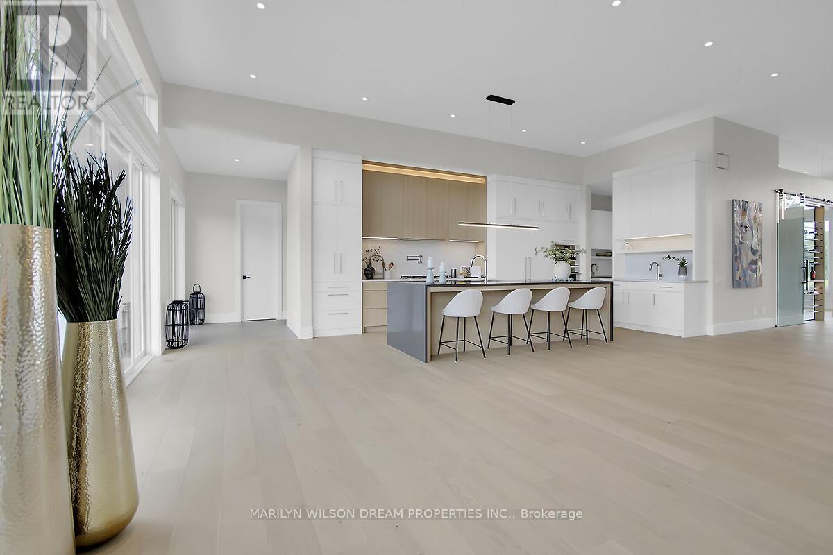 1070 Green Jacket Crescent, Ottawa, ON - Indoor