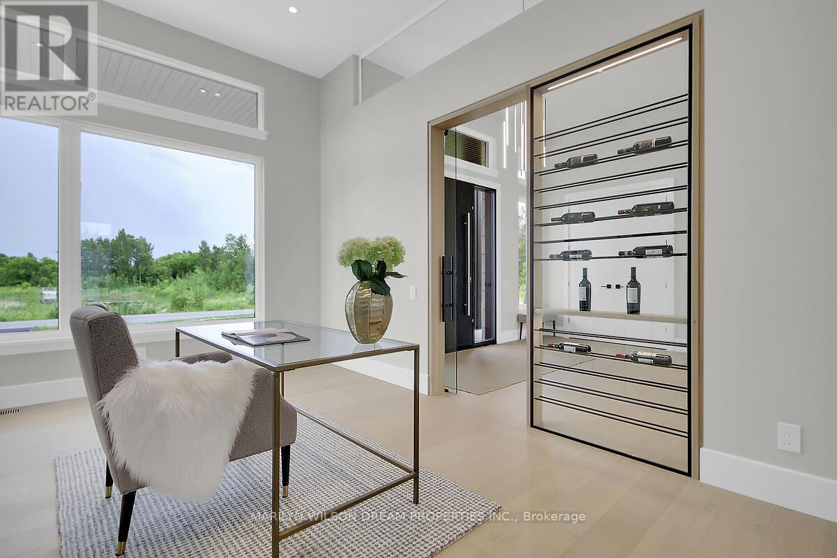 1070 Green Jacket Crescent, Ottawa, ON - Indoor