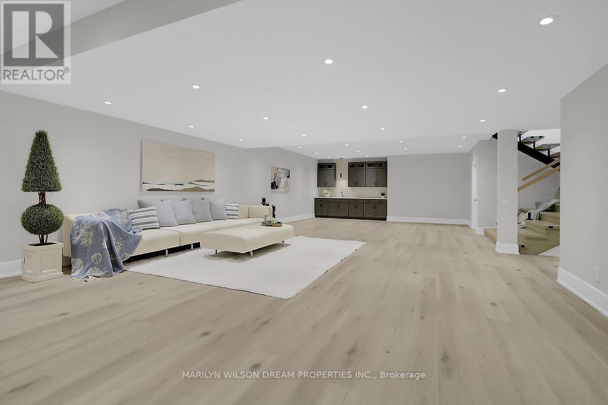 1070 Green Jacket Crescent, Ottawa, ON - Indoor