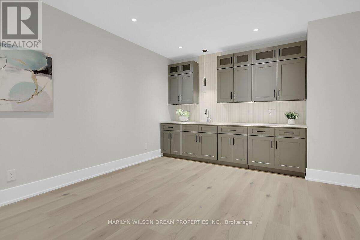 1070 Green Jacket Crescent, Ottawa, ON - Indoor