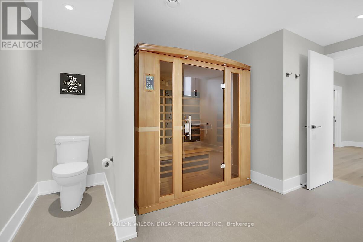 1070 Green Jacket Crescent, Ottawa, ON - Indoor Photo Showing Bathroom
