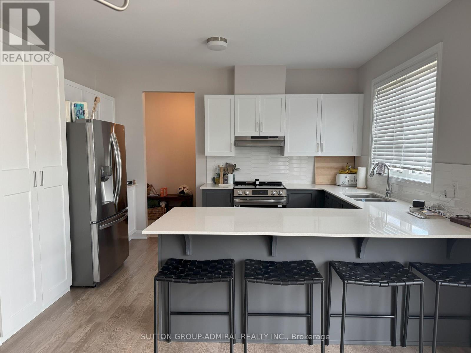 757 Eminence Street, Ottawa, ON - Indoor Photo Showing Kitchen With Double Sink With Upgraded Kitchen
