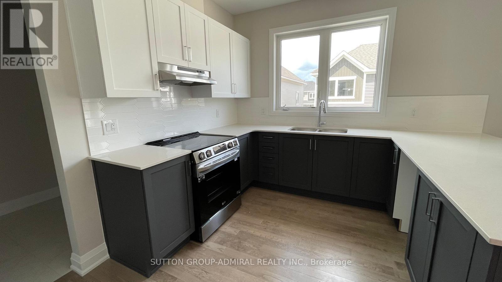 757 Eminence Street, Ottawa, ON - Indoor Photo Showing Kitchen With Double Sink