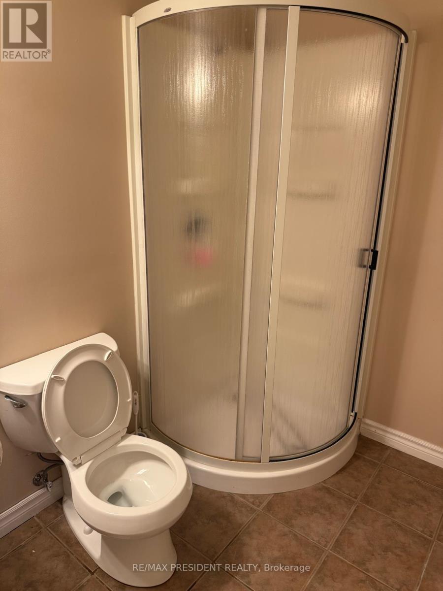 78 Ryan Reynolds Way S, Ottawa, ON - Indoor Photo Showing Bathroom