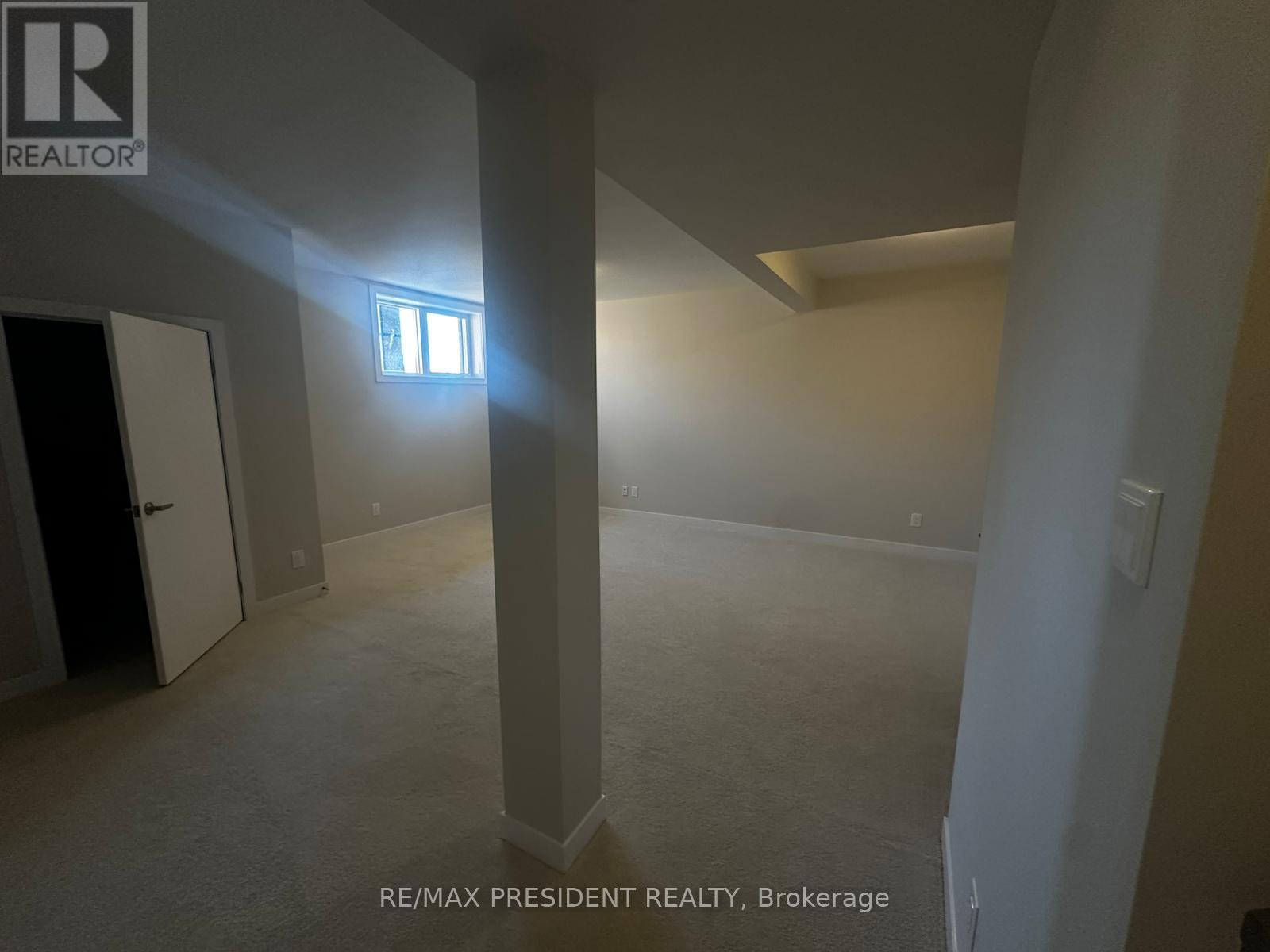 78 Ryan Reynolds Way S, Ottawa, ON - Indoor Photo Showing Other Room