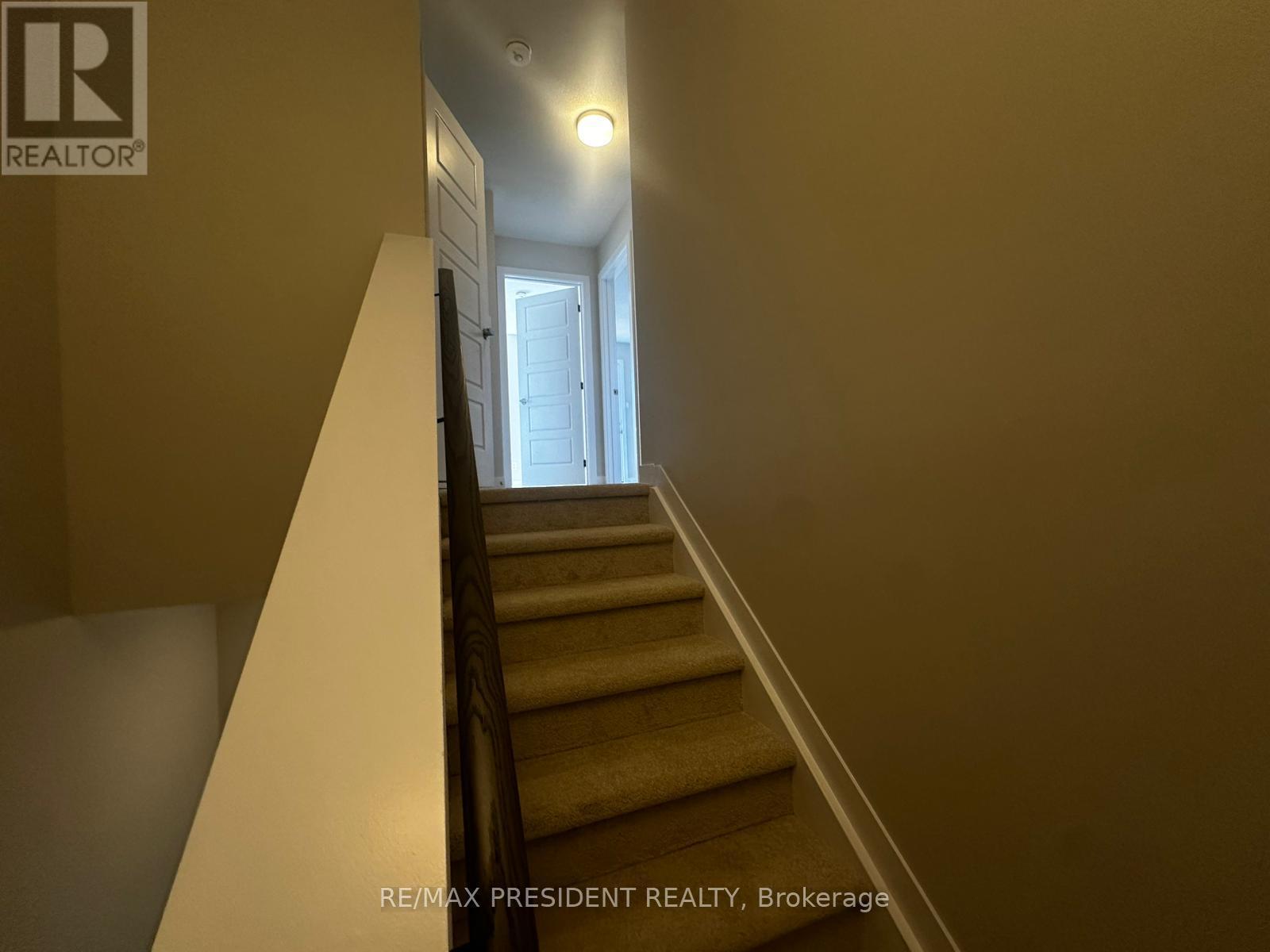 78 Ryan Reynolds Way S, Ottawa, ON - Indoor Photo Showing Other Room