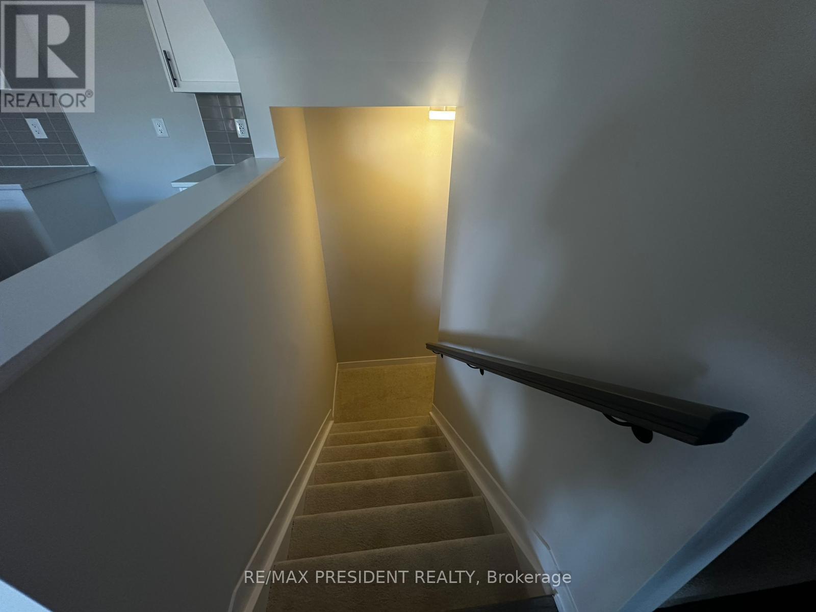 78 Ryan Reynolds Way S, Ottawa, ON - Indoor Photo Showing Other Room