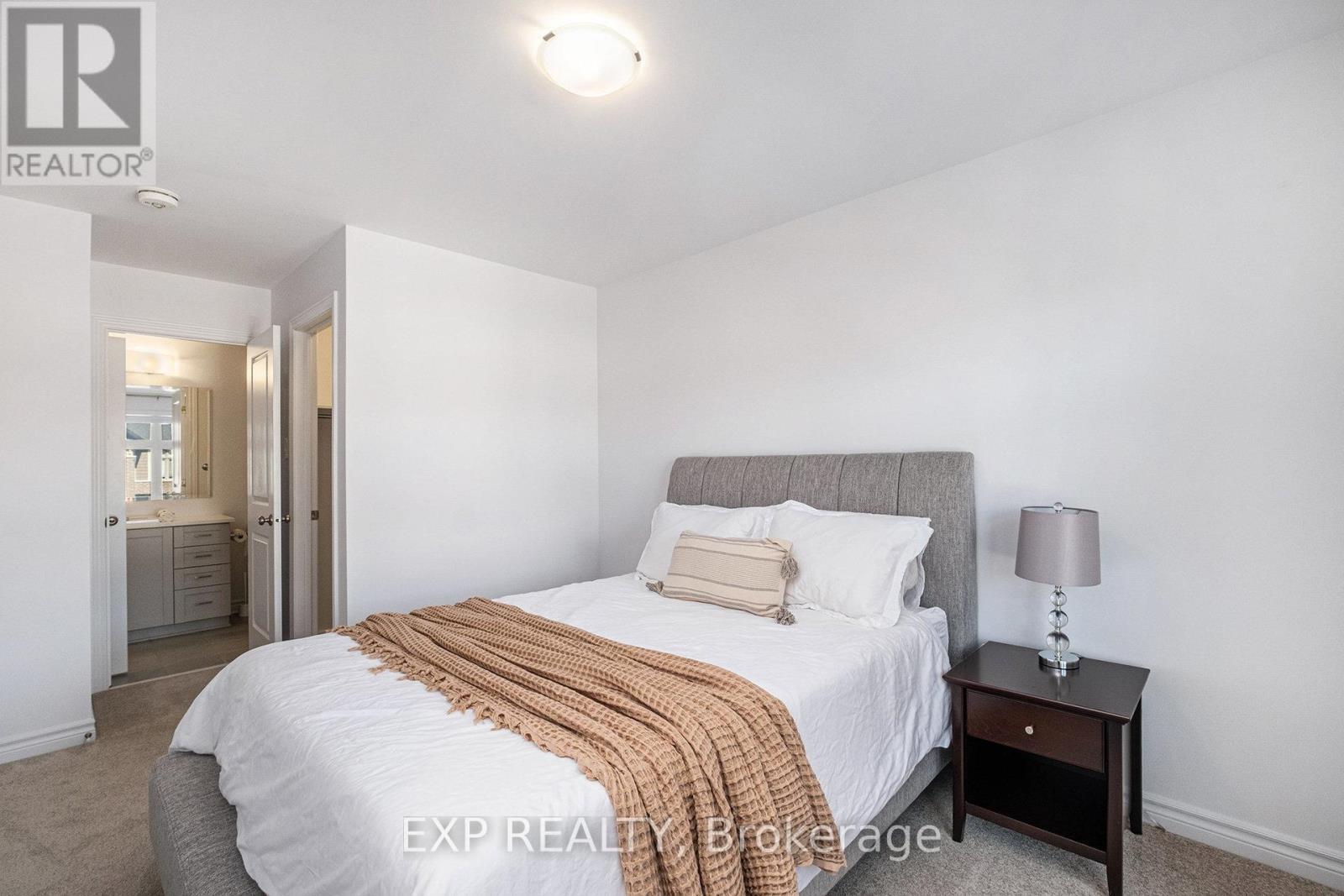 519 Triangle Street, Ottawa, ON - Indoor Photo Showing Bedroom