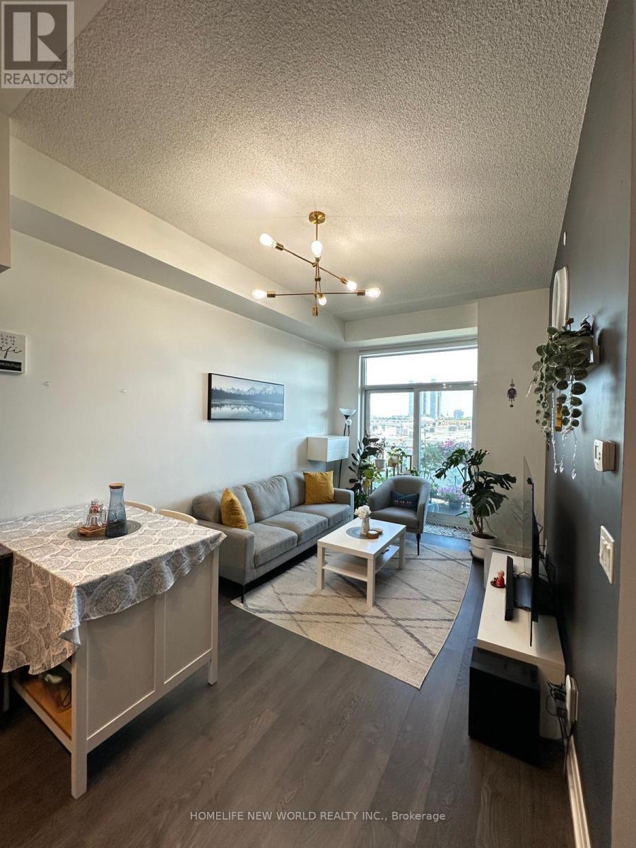 312 - 3600 Highway 7 Road, Vaughan, ON - Indoor Photo Showing Living Room