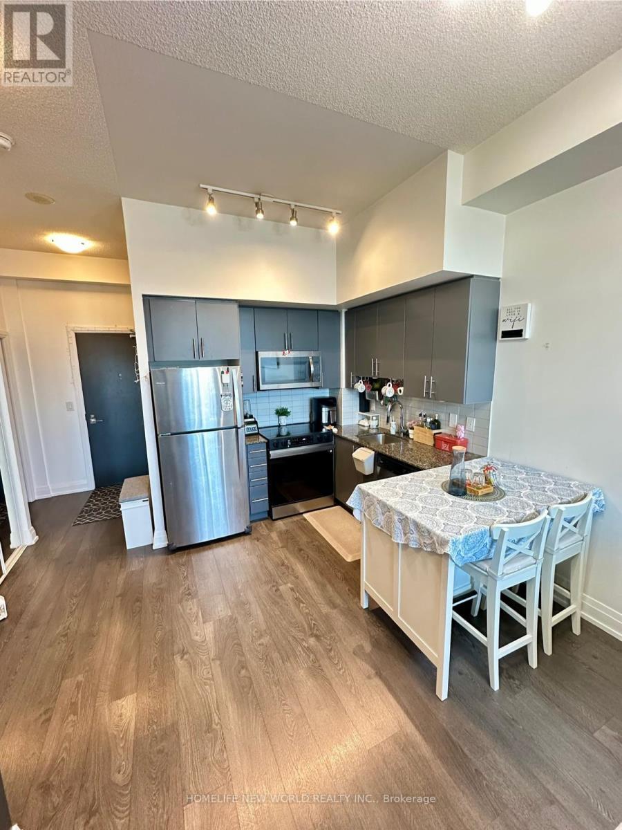 312 - 3600 Highway 7 Road, Vaughan, ON - Indoor