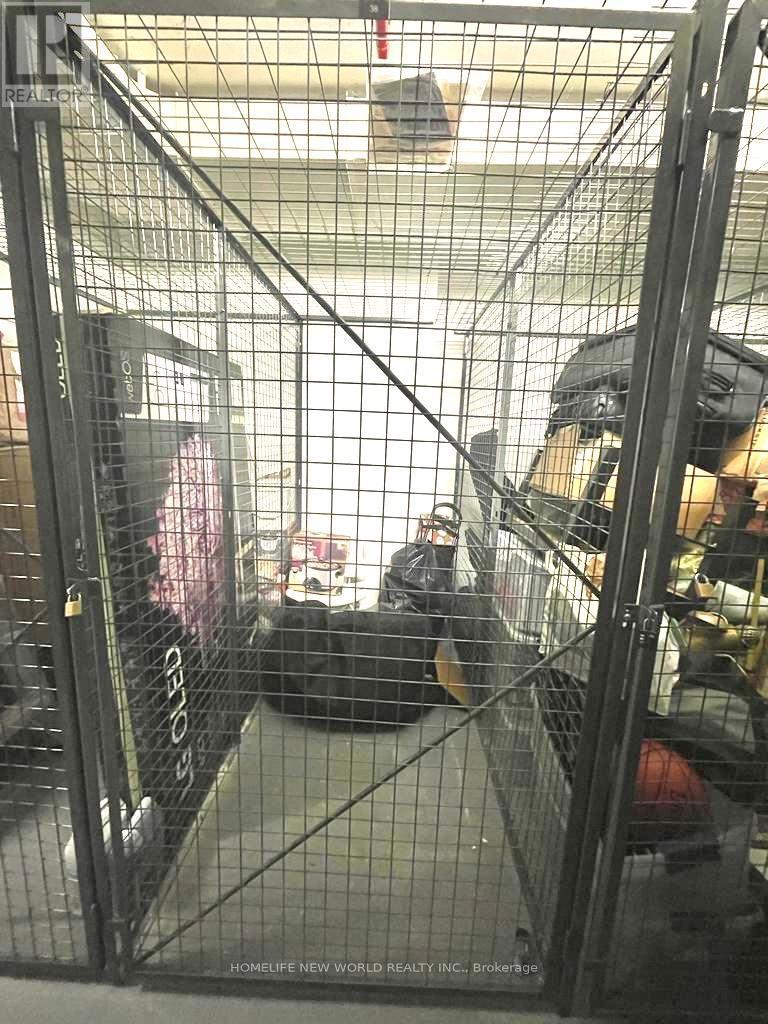 312 - 3600 Highway 7 Road, Vaughan, ON - Indoor