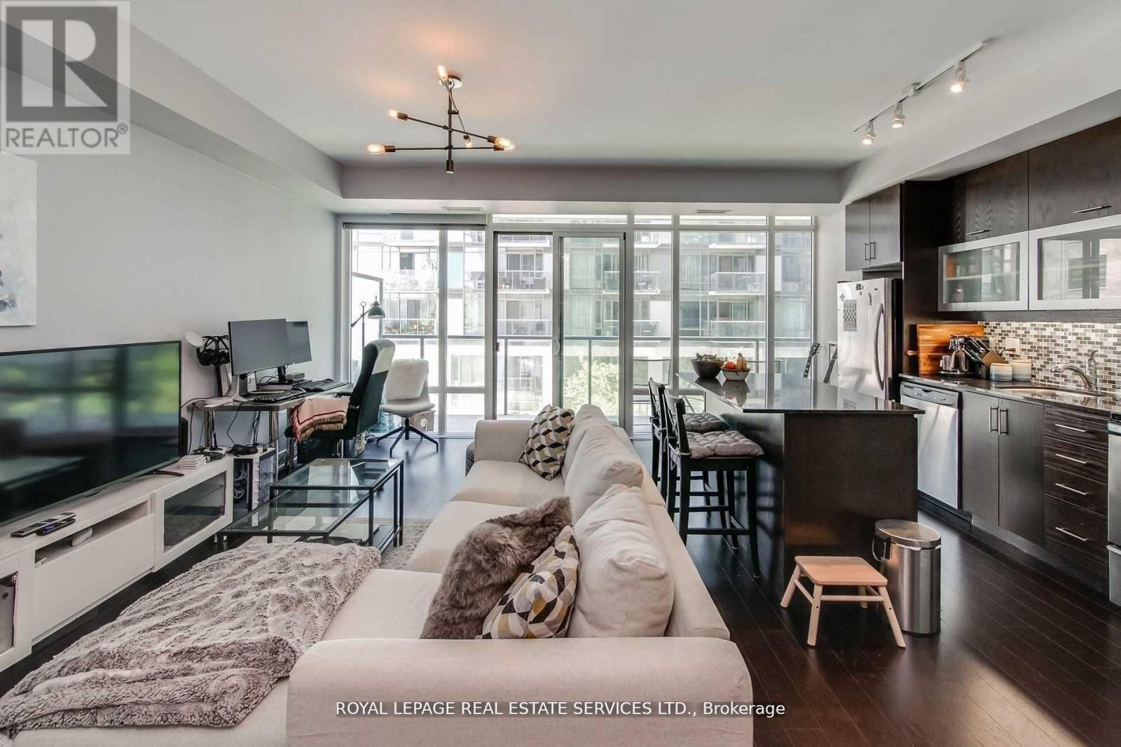 330 - 90 Stadium Road, Toronto, ON - Indoor