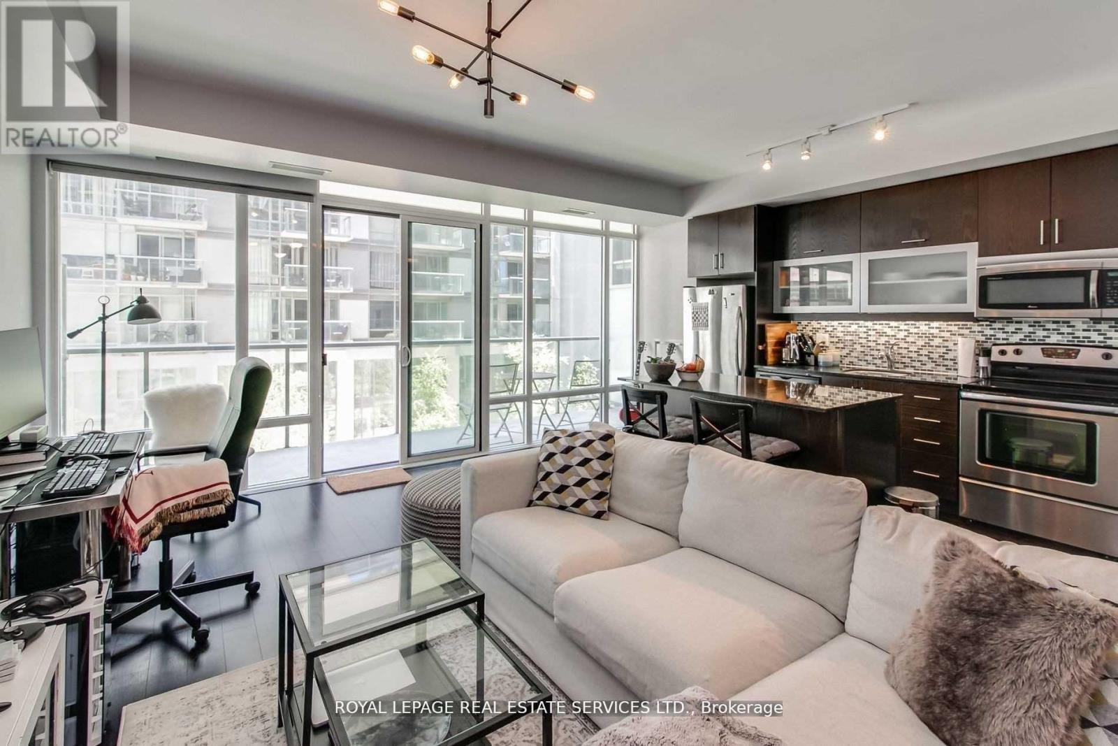 330 - 90 Stadium Road, Toronto, ON - Indoor