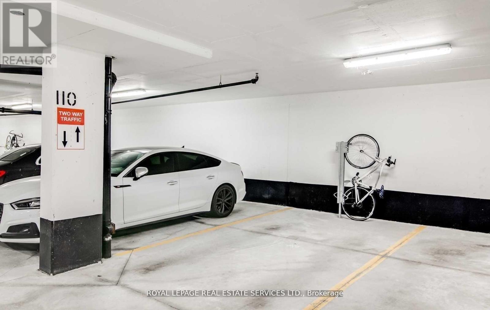 330 - 90 Stadium Road, Toronto, ON - Indoor Photo Showing Garage