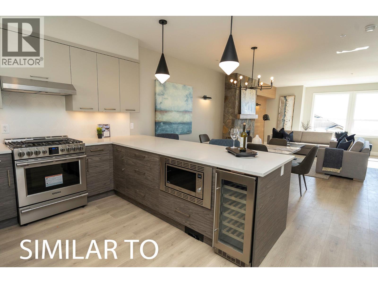 280B Grizzly Ridge Trail, Big White, BC - Indoor Photo Showing Kitchen With Upgraded Kitchen