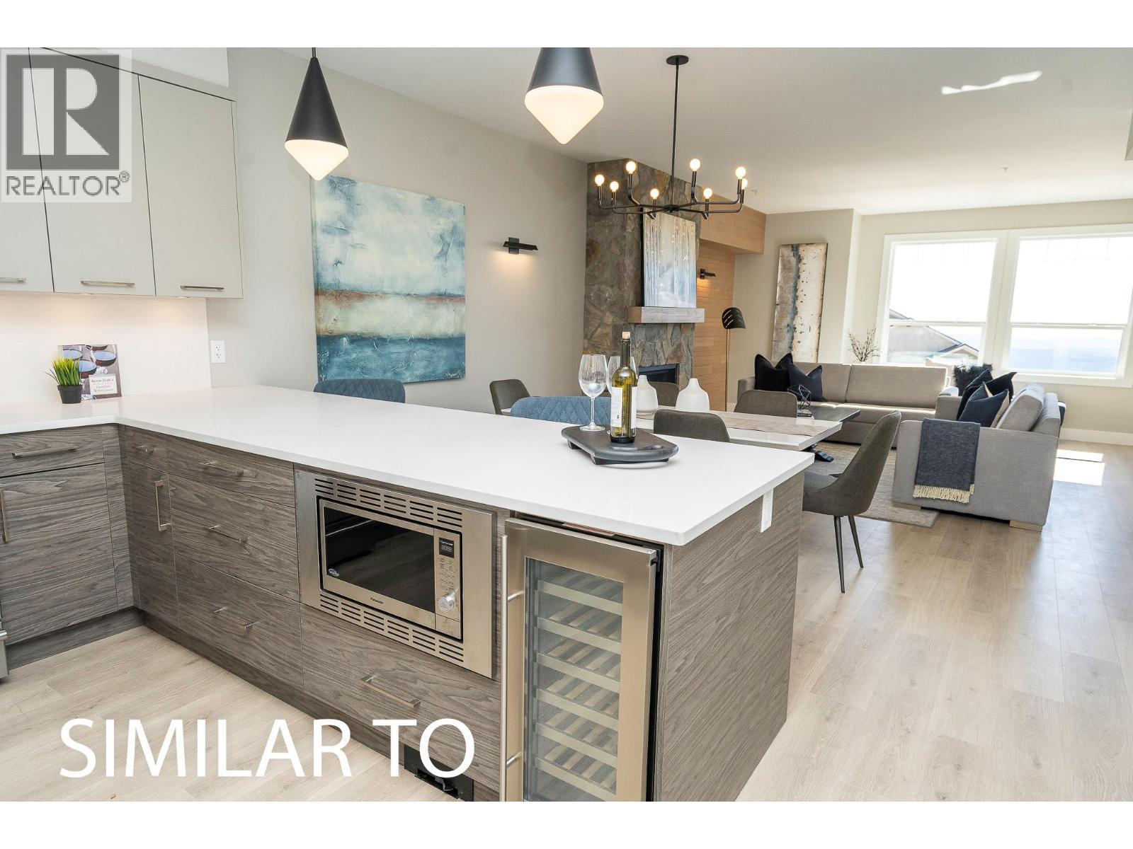 280B Grizzly Ridge Trail, Big White, BC - Indoor Photo Showing Kitchen With Upgraded Kitchen