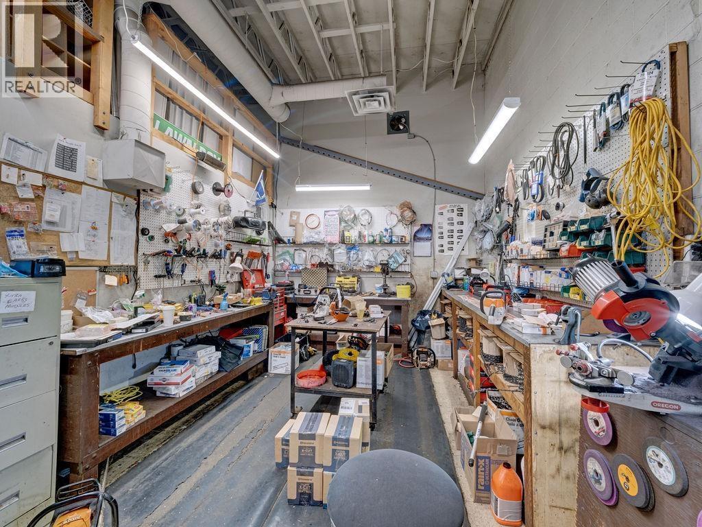 921 Gibsons Way, Gibsons, BC