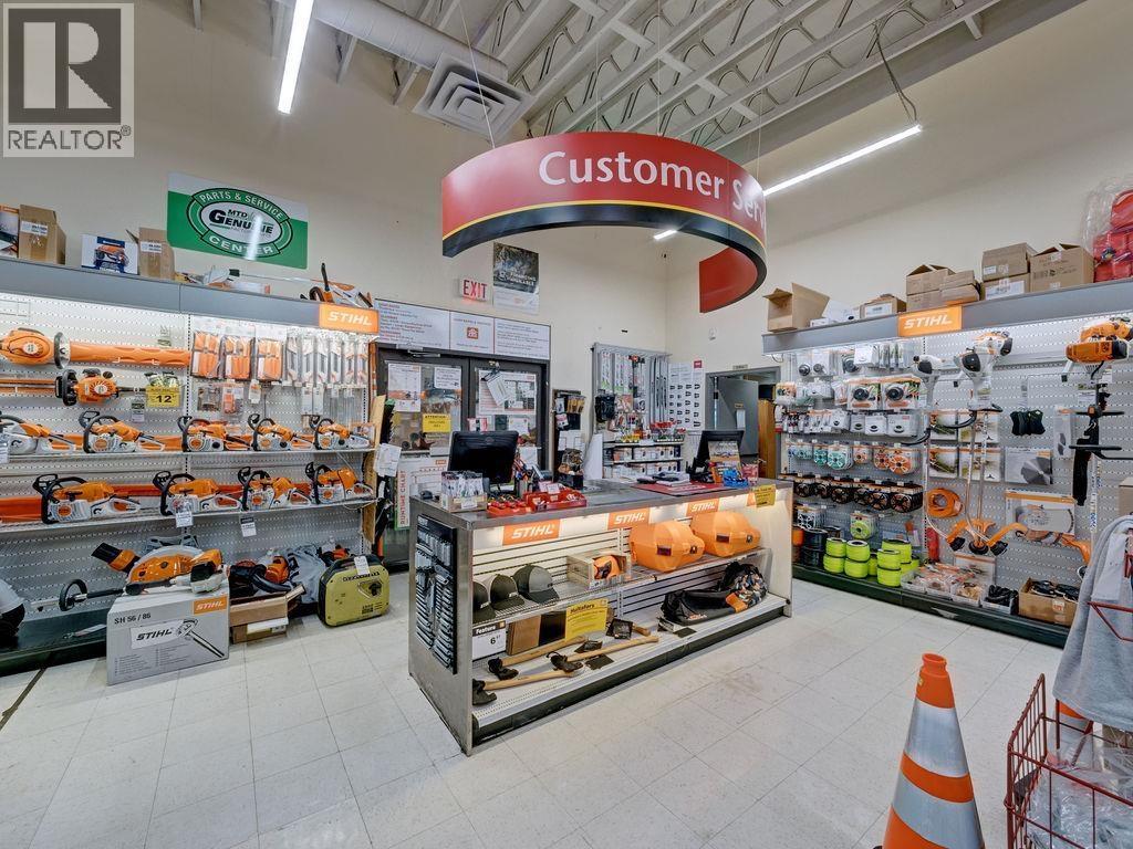 921 Gibsons Way, Gibsons, BC