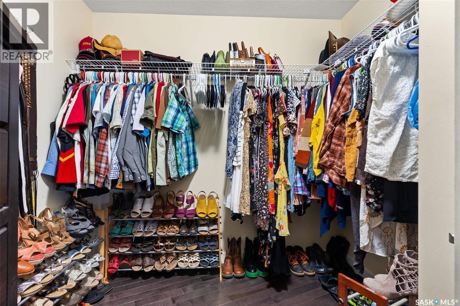 966 Tatanka Drive, Marquis Rm No. 191, SK - Indoor With Storage