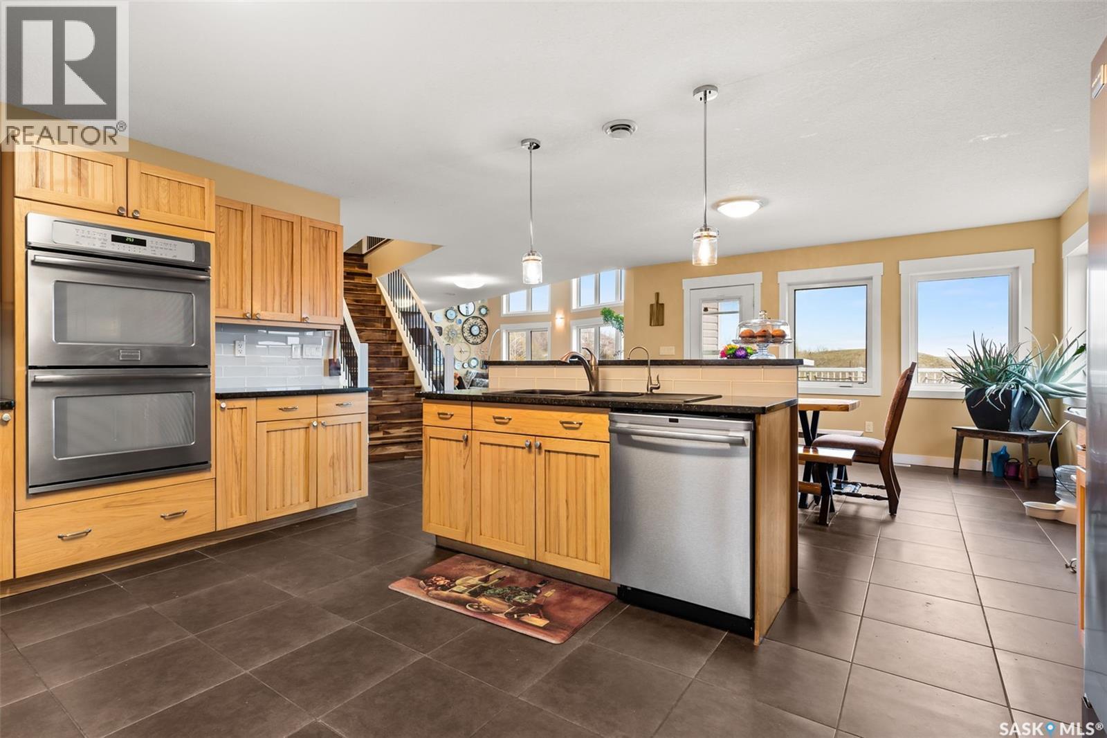 966 Tatanka Drive, Marquis Rm No. 191, SK - Indoor Photo Showing Kitchen